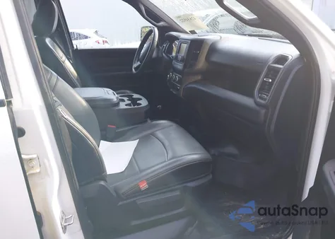 2022 Ram 2500 Tradesman 4X4 8' Box из США, поврежденный, VIN 3C6UR5HJ7NG202233